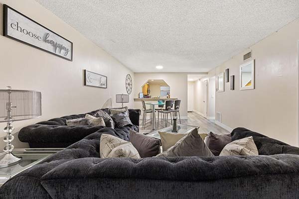 1 Bed /1 Bath
